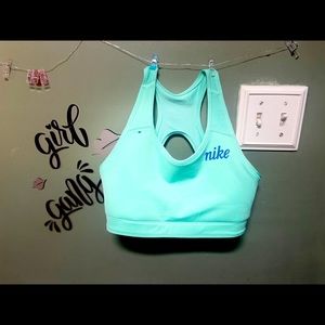 Nike sports bra reversible girls extra-large new tags